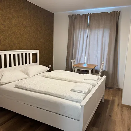 Amedy بيت ضيافة لوبيك